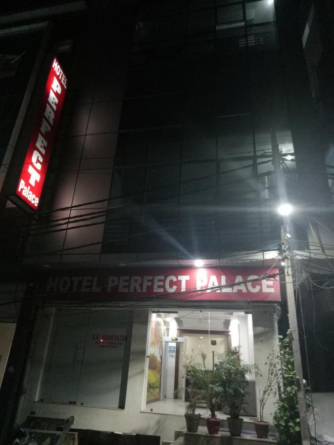Hotel Perfect Palace Νέο Δελχί Εξωτερικό φωτογραφία