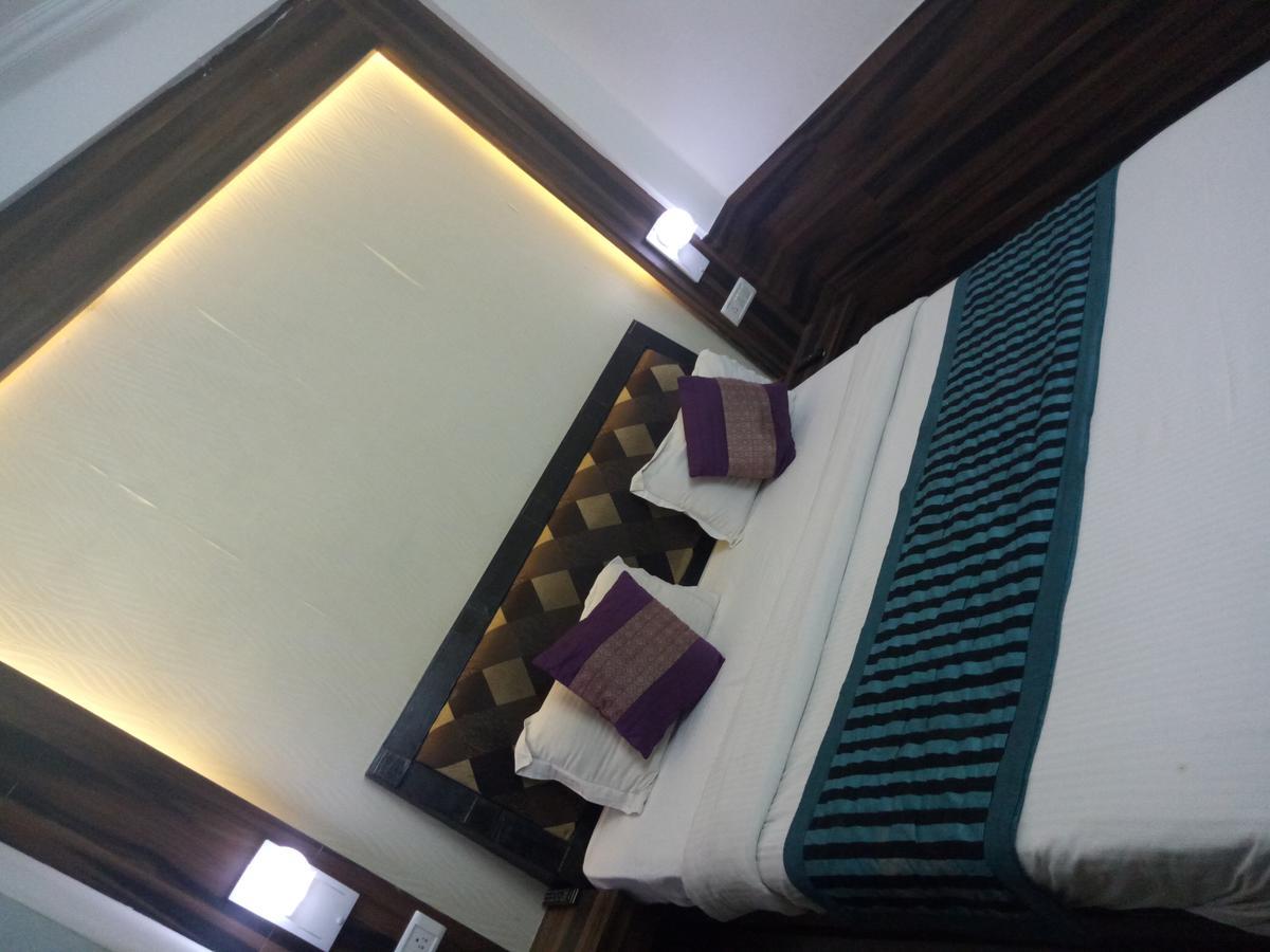 Hotel Perfect Palace Νέο Δελχί Εξωτερικό φωτογραφία