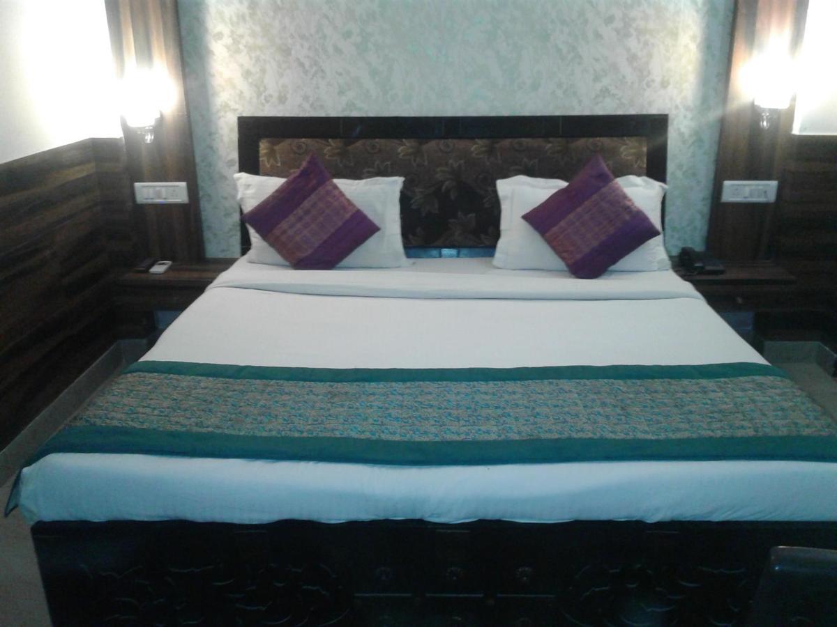 Hotel Perfect Palace Νέο Δελχί Εξωτερικό φωτογραφία