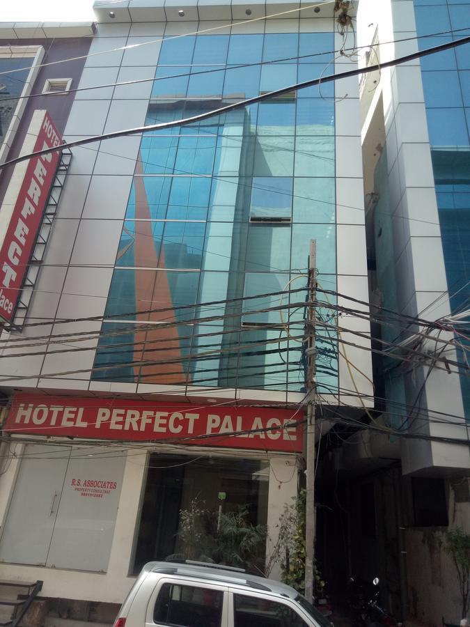 Hotel Perfect Palace Νέο Δελχί Εξωτερικό φωτογραφία