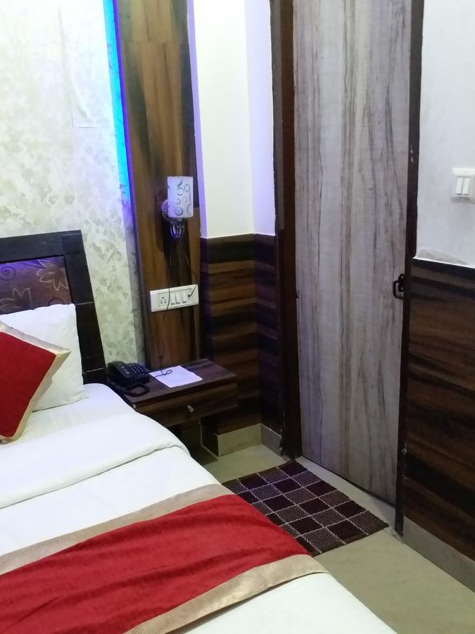 Hotel Perfect Palace Νέο Δελχί Εξωτερικό φωτογραφία